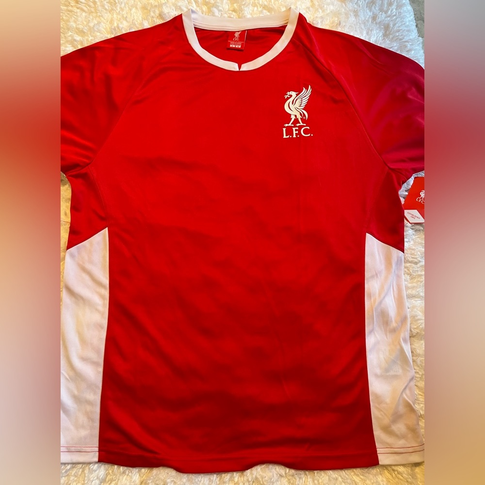Jersey Liverpool soccer size Large